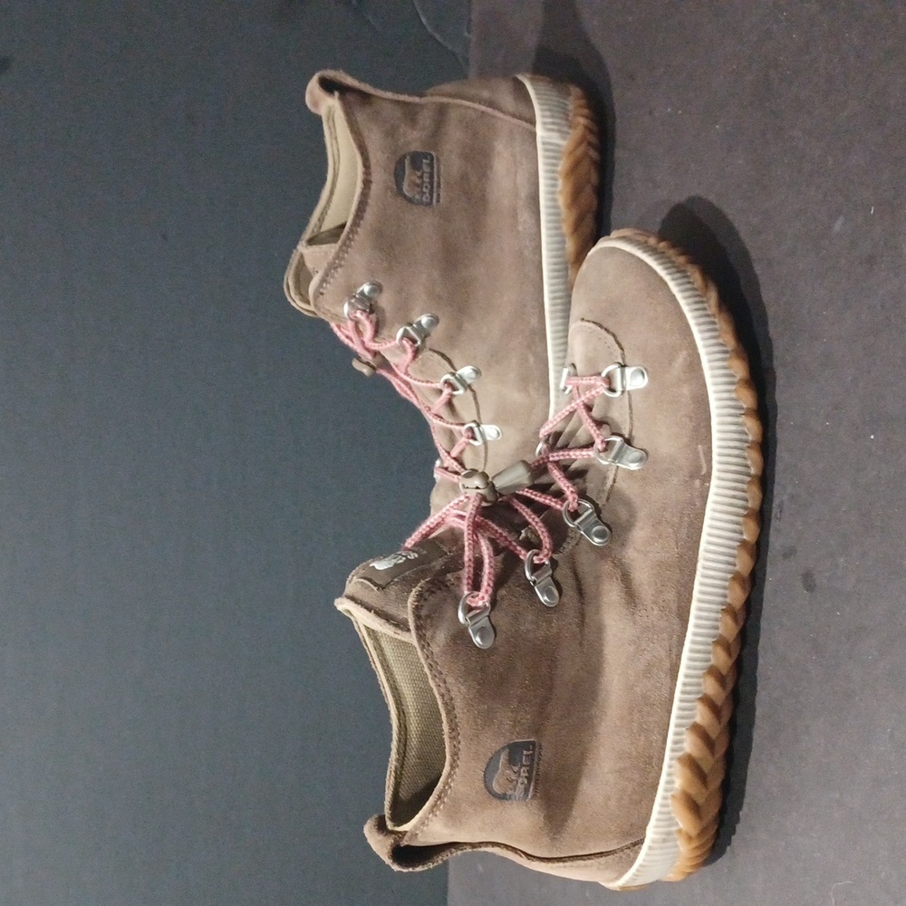 SOREL WATERPROOF BOOTS WOMEN'S Sz 7 PRE-OWNED NY392-200